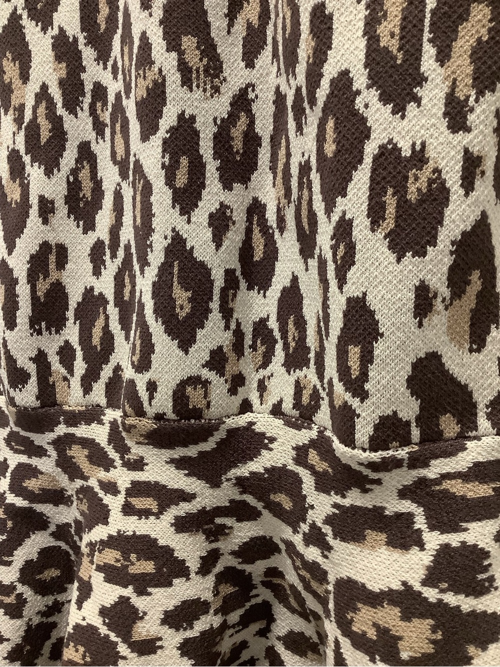 NWT Ann Taylor Leopard Print Knit Peplum Top (Sz L) - Picture 6 of 7